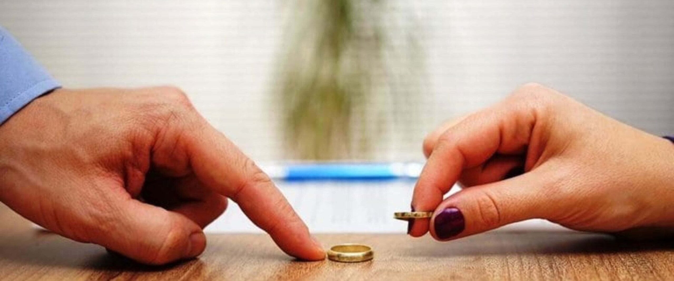 divorce lawyers